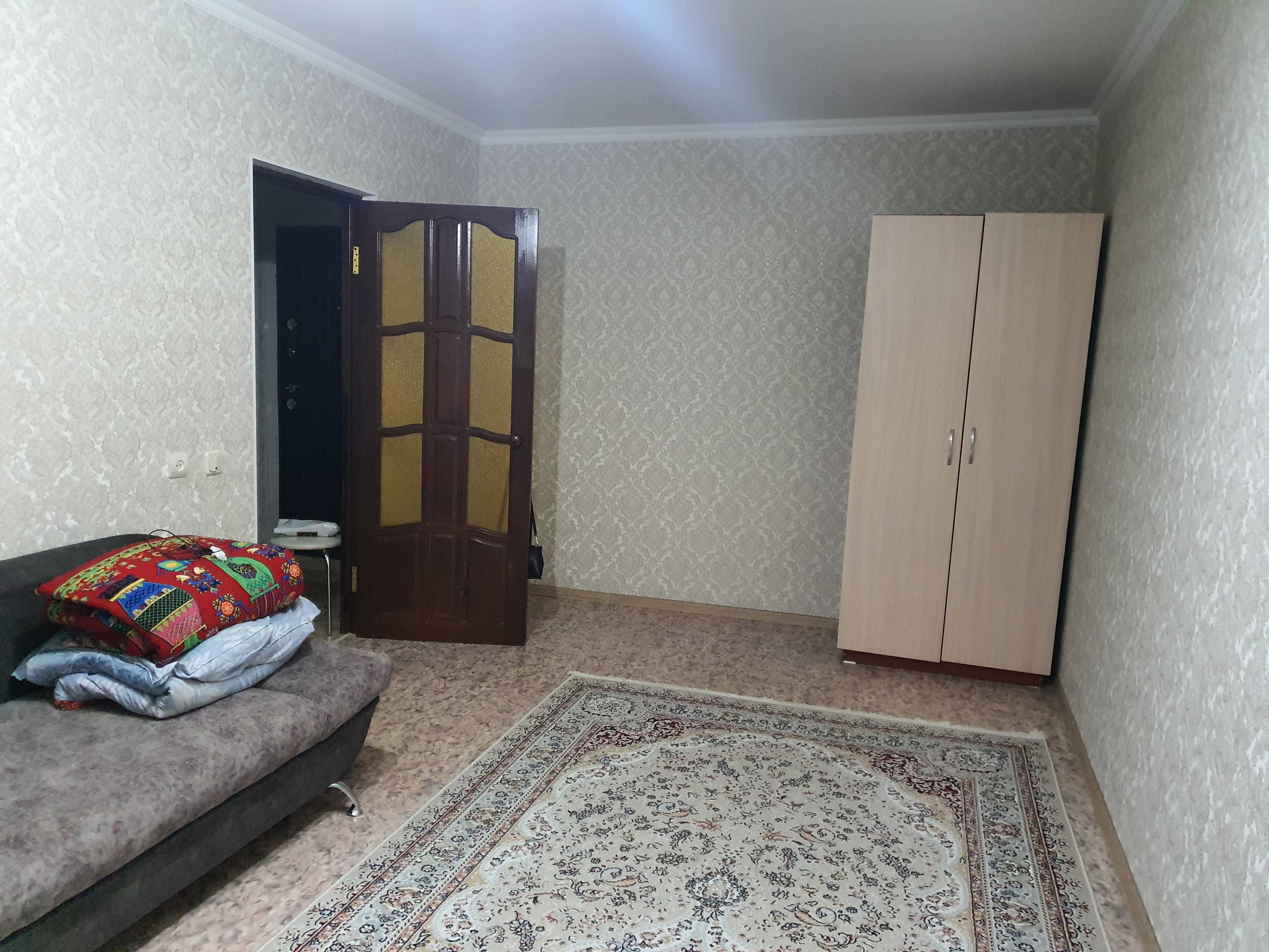 Ищу соседку для совместной аренды.