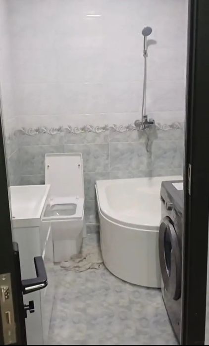 Сдаю евролюкс 2/8/10 улПаркентская