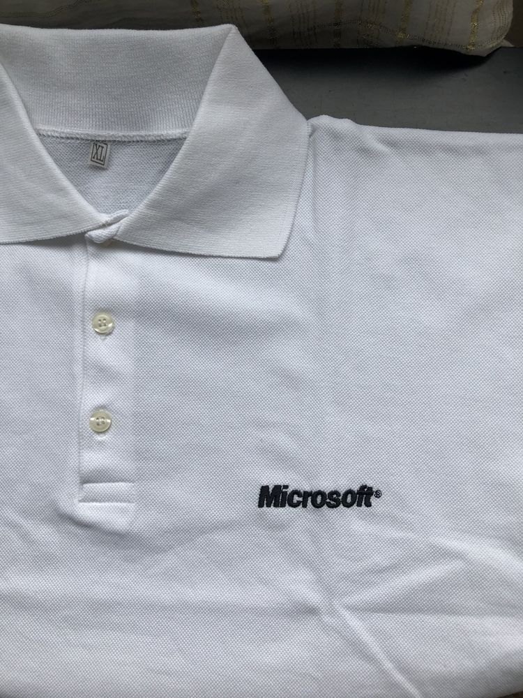 Мъжки тениски с Microsoft лого, черна бродерия.