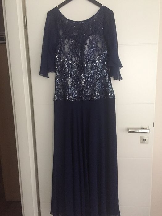 Rochie eleganta lunga nasa sau soacra