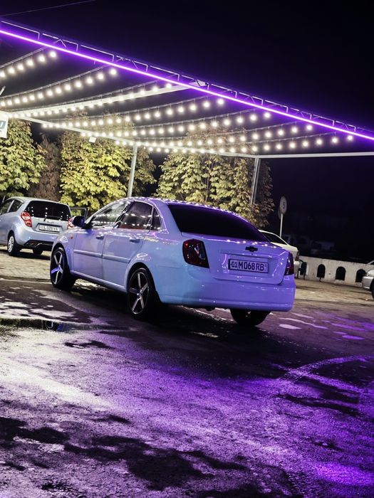 Srochna Saka diska balon R17 215/45/17