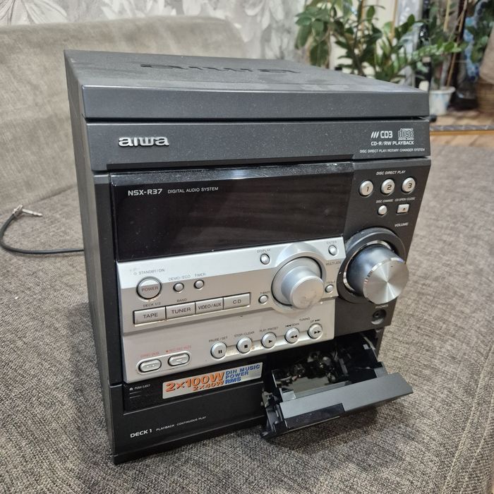 Музыкальный центр AIWA
