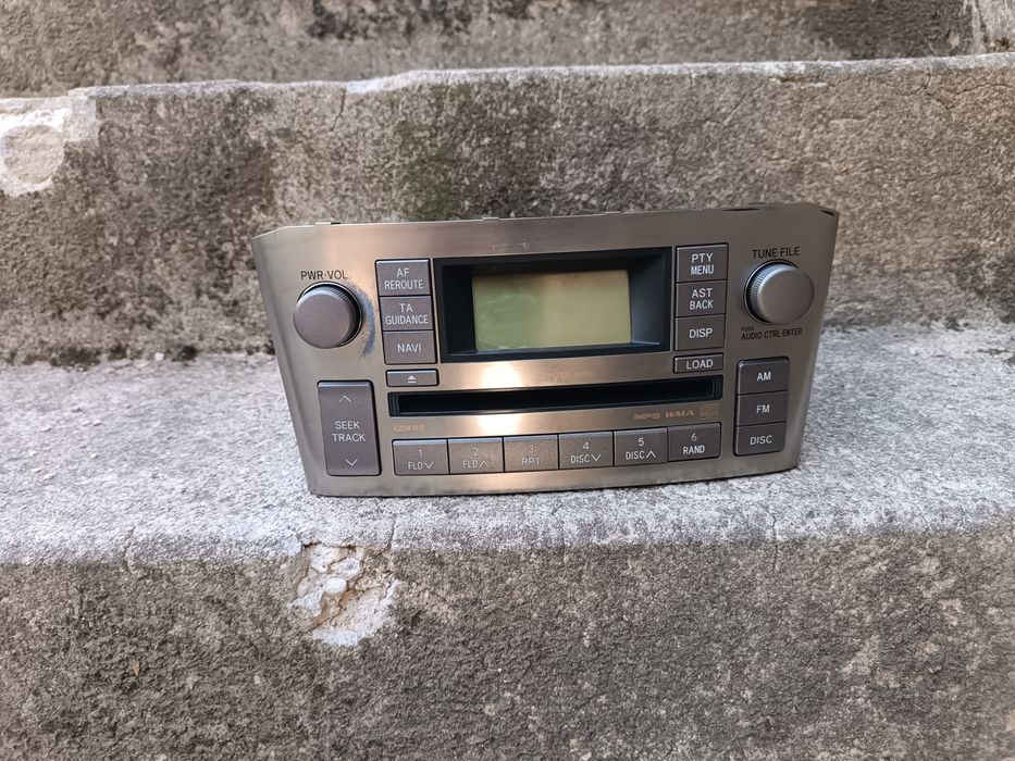 Авто Радио и CDза Тойота Авенсис Т25