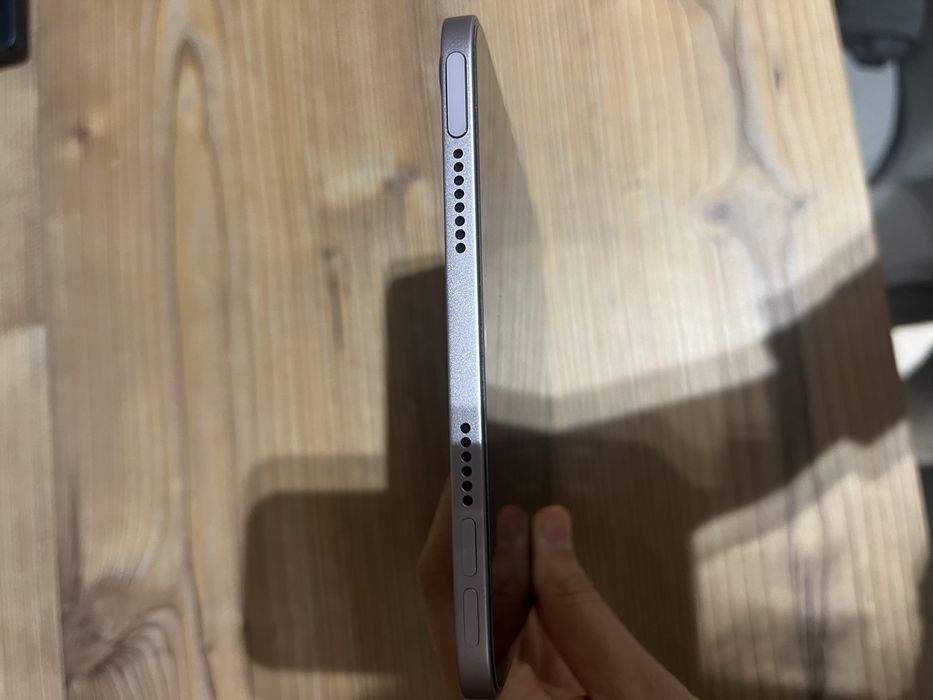 I pad mini 7(A17 Pro)Purple