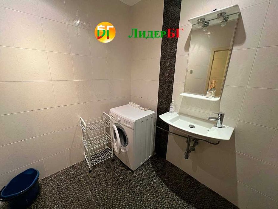 Двустаен апартамент с фронтална гледка морето на първа линия