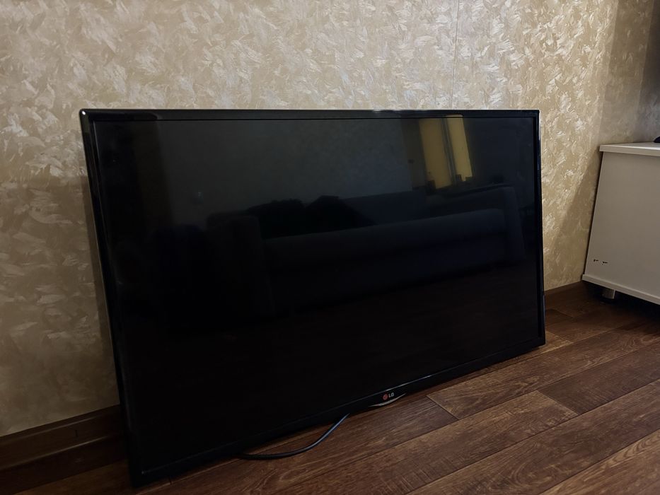 Телевизор LG 42” Full HD в идеальном состоянии