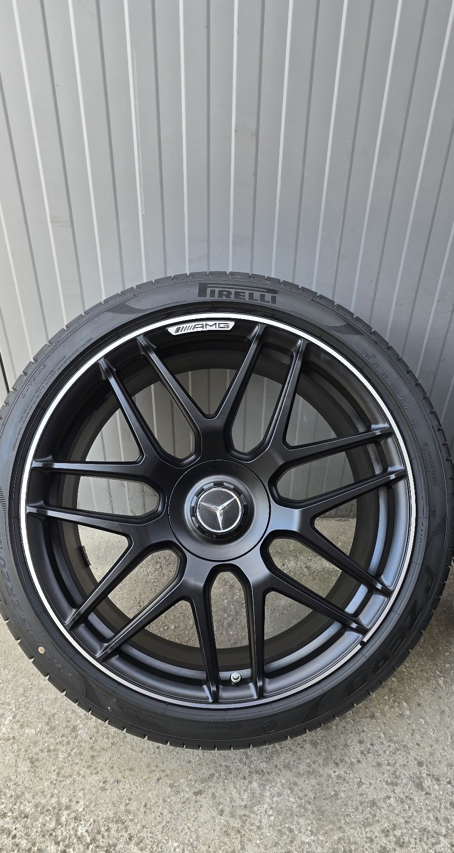 Mercedes-AMG E63/E63S(W213-S213)Оригинални 20 AMG  джанти с нови гуми
