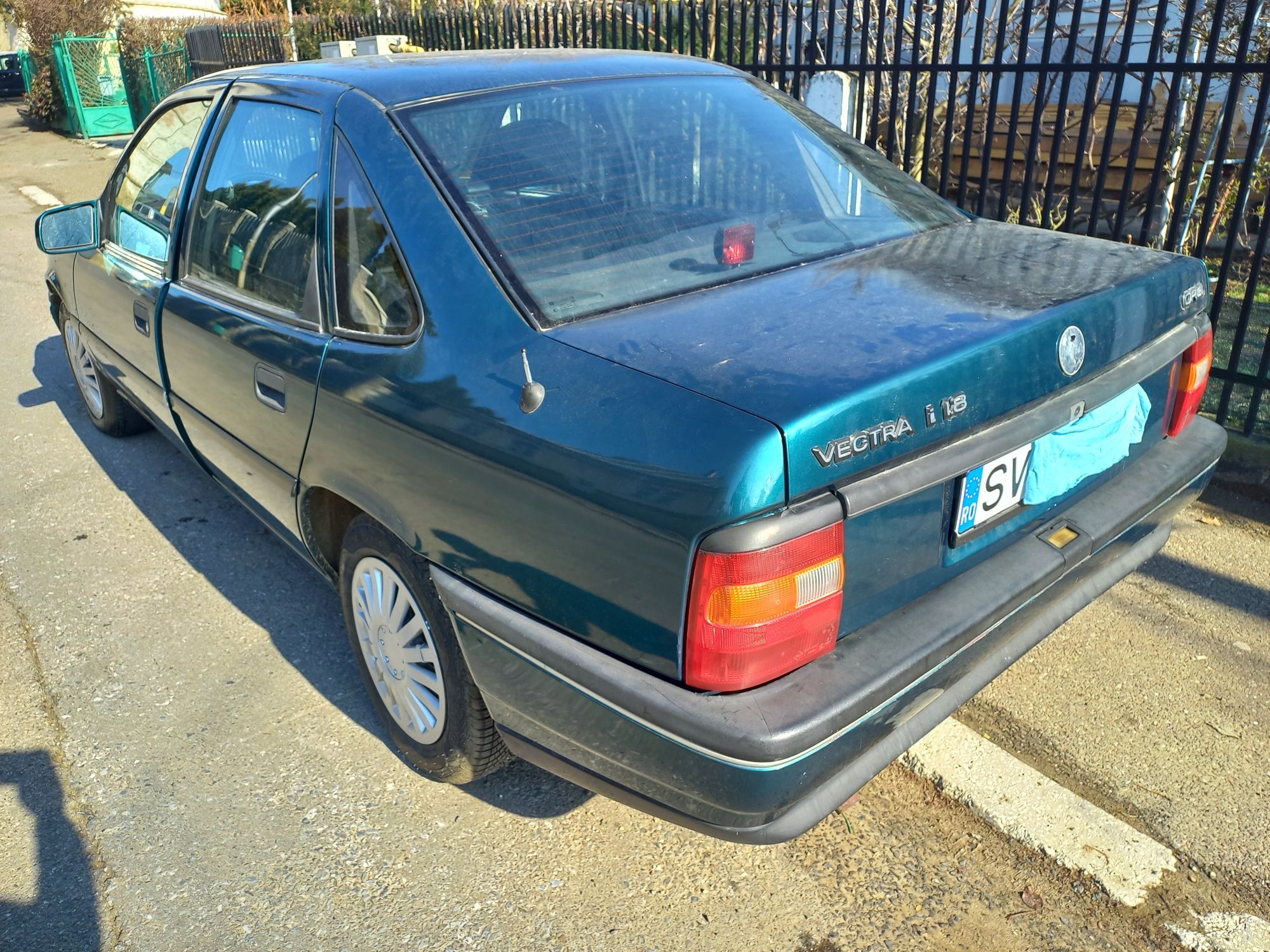 Opel Vectra 1.8i