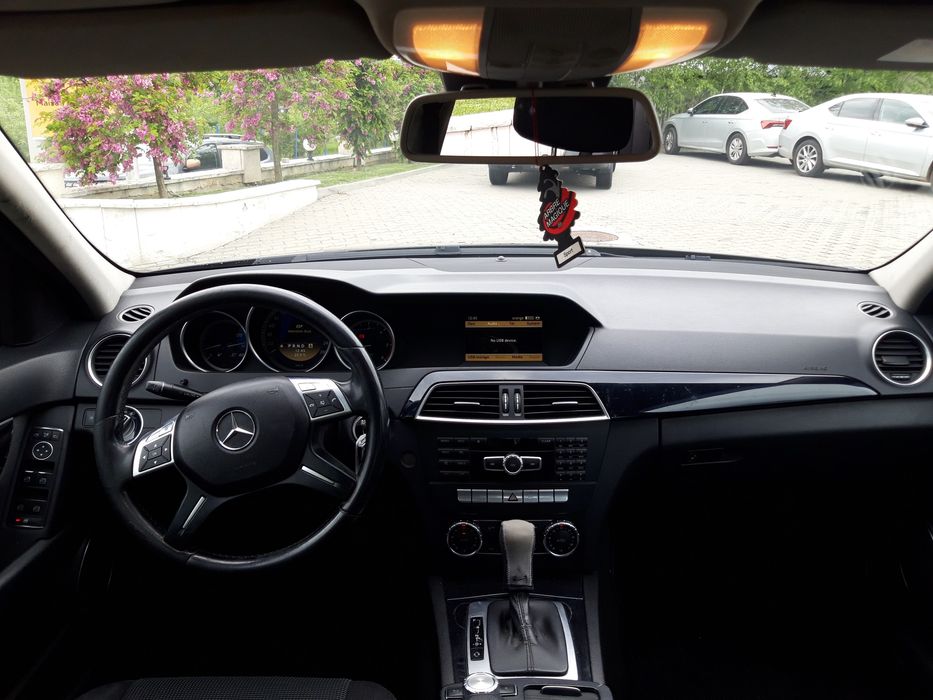 Mercedes C 200 Berlina Automata