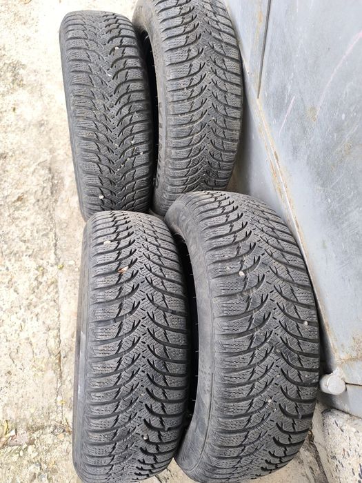 Зимни гуми KUMHO Wintercraft 195/65/15