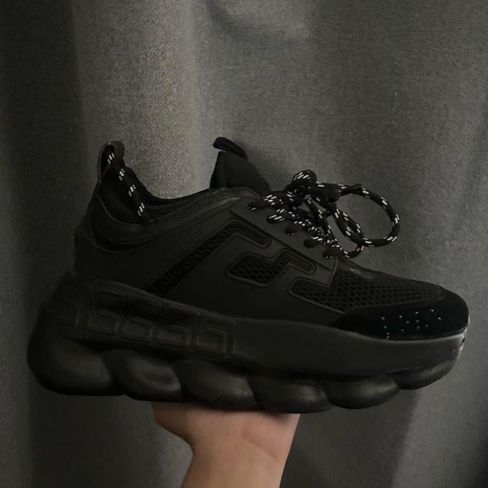 Versace chain reaction