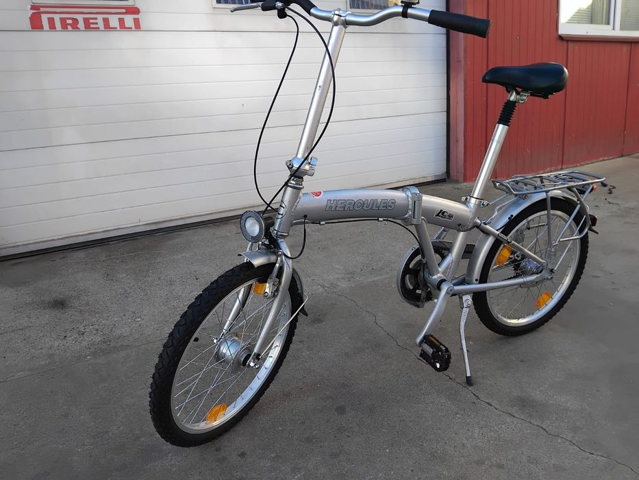 Vând bicicleta pliabila din aluminiu