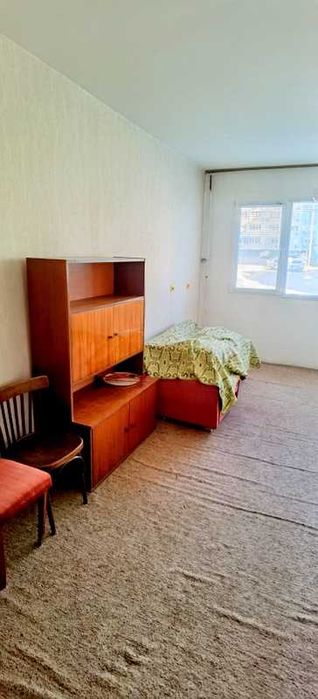 Дава се под наем Двустаен апартамент в Бургас, Меден рудник - зона А - 70 кв.м за 200 € - Снимка #1