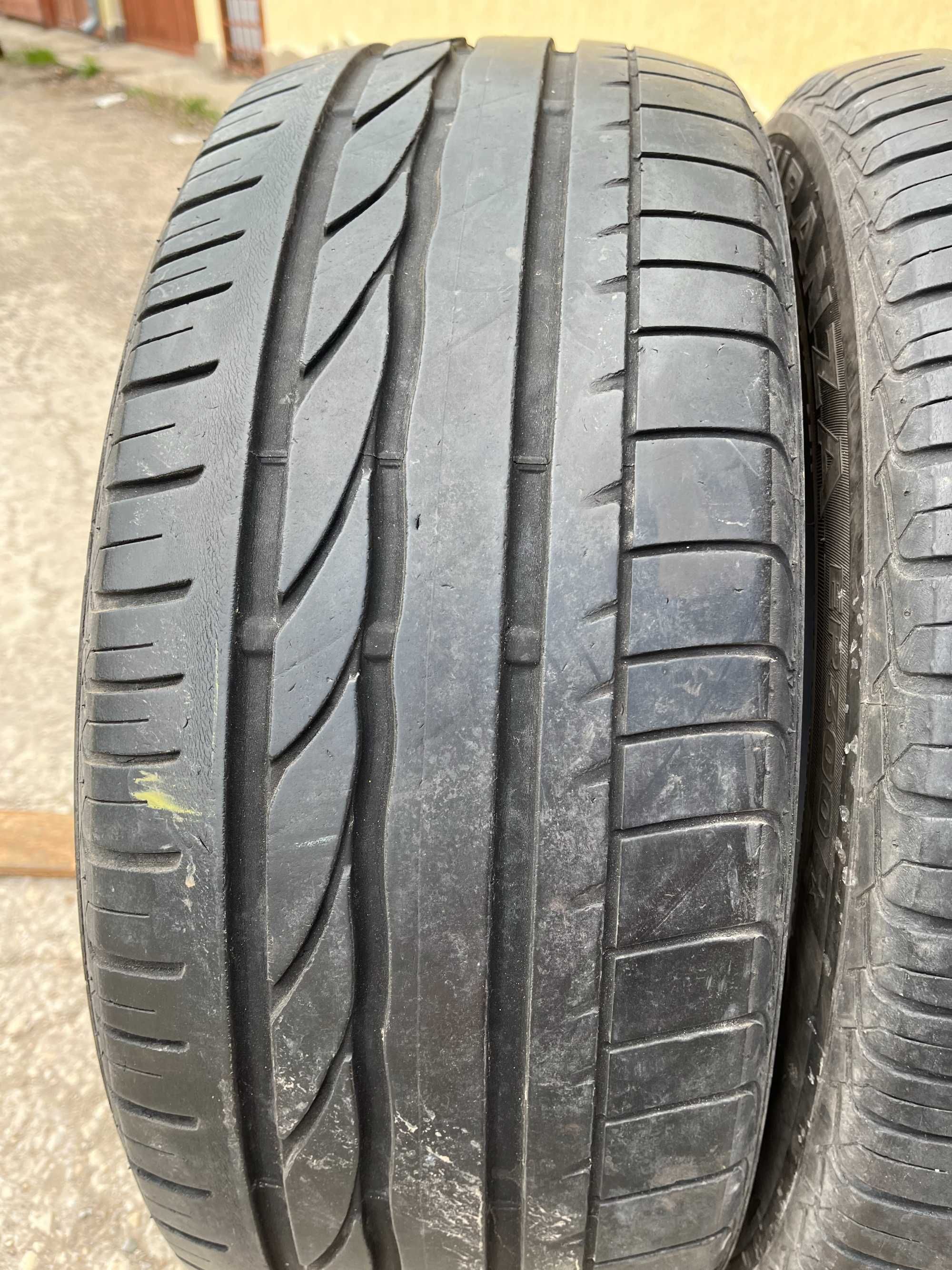 2 бр. летни гуми 225/55/17 Bridgestone RSC 5,2 mm DOT 1714