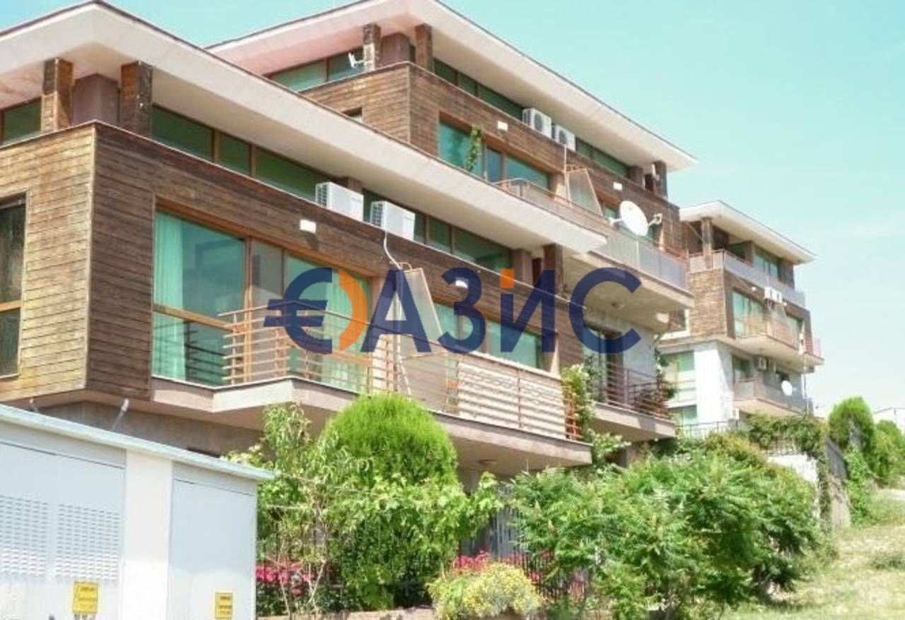 Продава се Двустаен апартамент в с. Кошарица, Област Бургас - 61 кв.м за 673 €/кв.м - Снимка #14