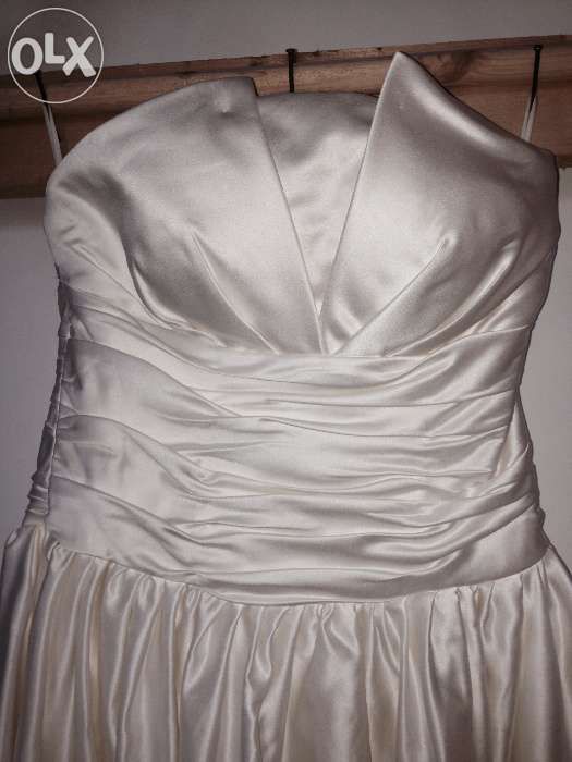 Rochie alba noua