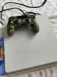 Playstation 4 slim Sony