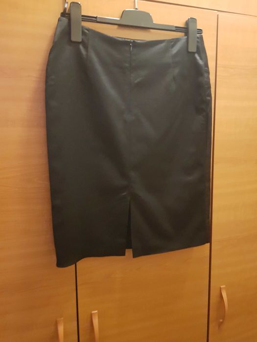 fustă damă satin, mărimea 38-40