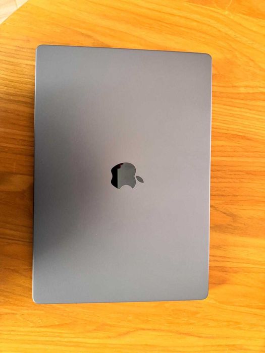 MacBook Pro 16” M1 Pro (2021 –512GB SSD, Space Grey, factura eMAG
