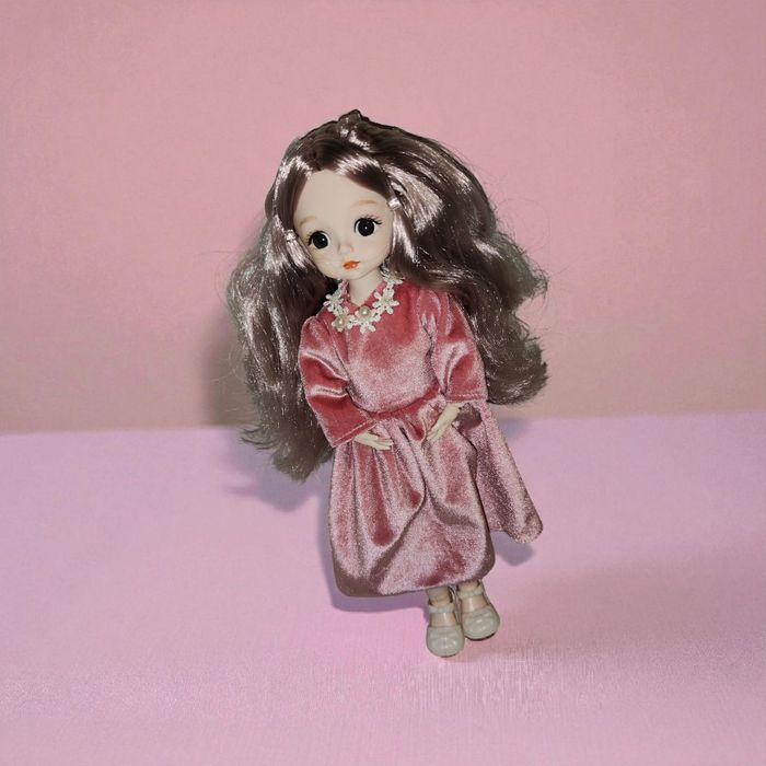 Păpușă Articulată de Colecție (30 cm)