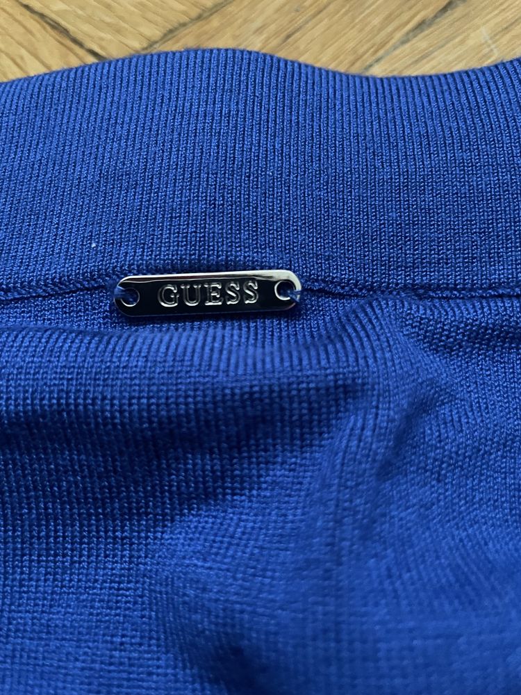 Елегантна блуза Guess