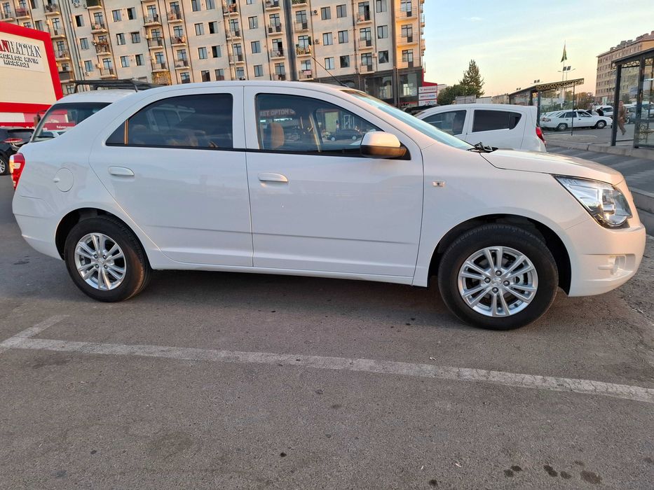 Chevrolet Cobalt стайл 2025