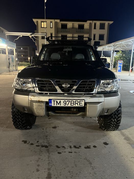 Nissan Patrol Y61 ZD30 Autoutilitara cu 4 locuri in acte