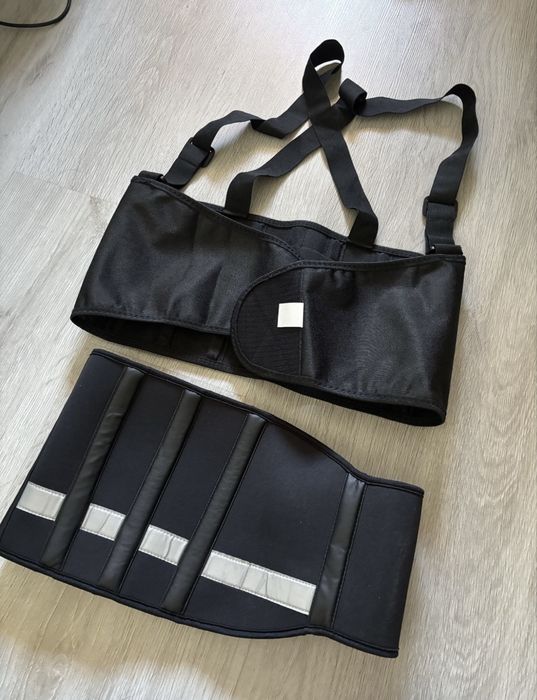 Accesorii morocicleta ( genunchiere alpinestar, manusi, geanta etc )