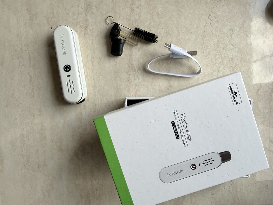 Herbva Portable Vaporizer – vaporizator portabil pentru plante uscate