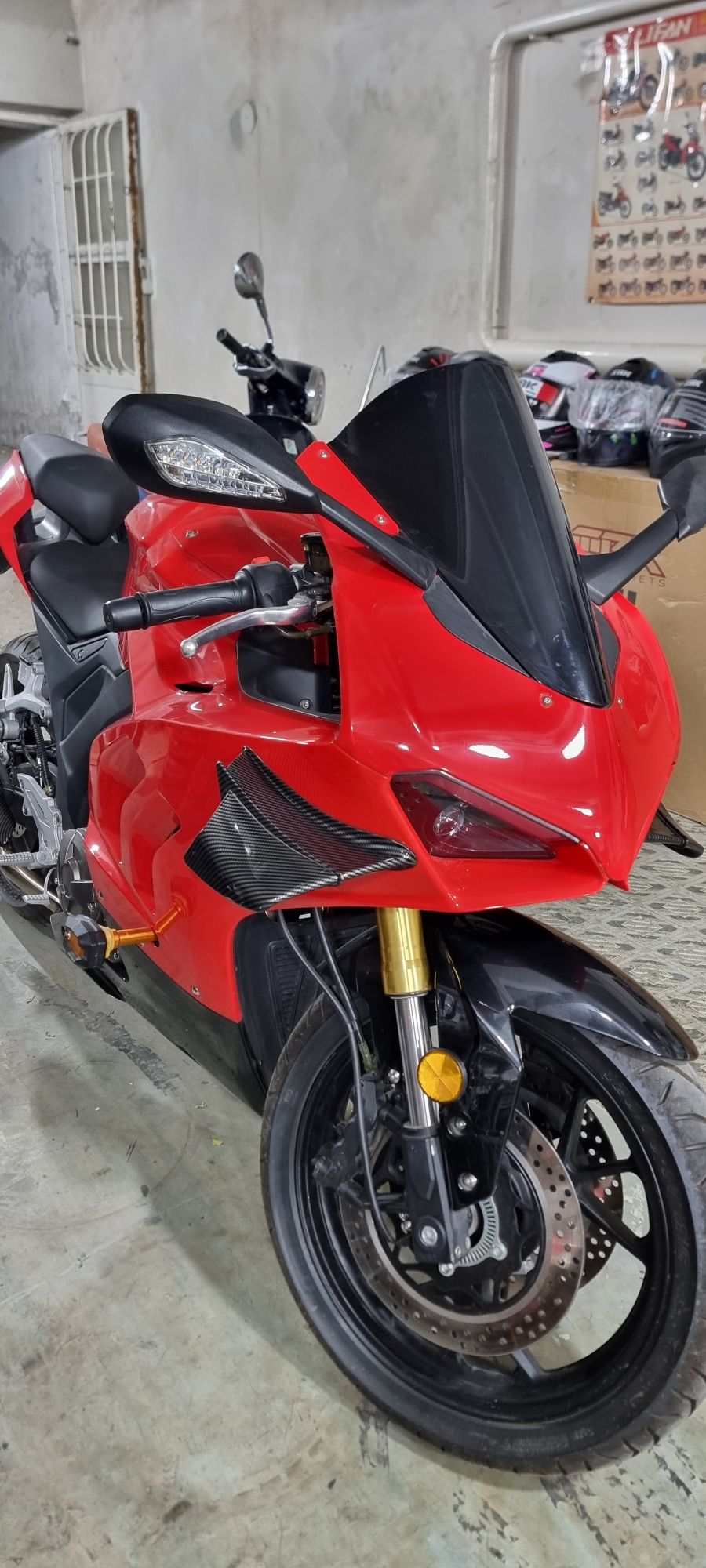 Продаётся Ducati  в идеальном состоянии 
В новом состоянии проб