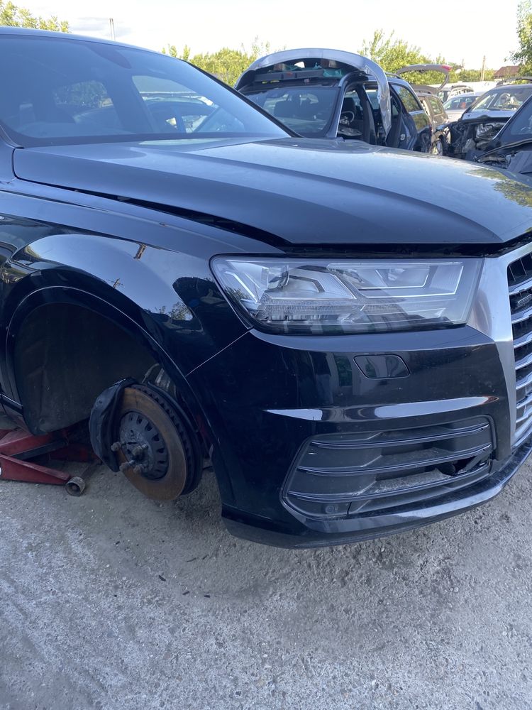 Fuzetă, basculă , planetară, pernă, etrier ,dreapta față  Audi Q7 4M