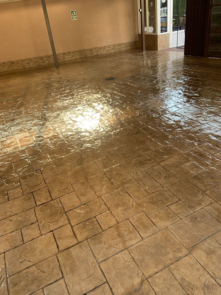 Beton Amprentat , Vertical si Elicopterizat