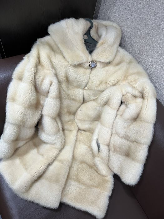 Продам Норковую шубу  44-46р