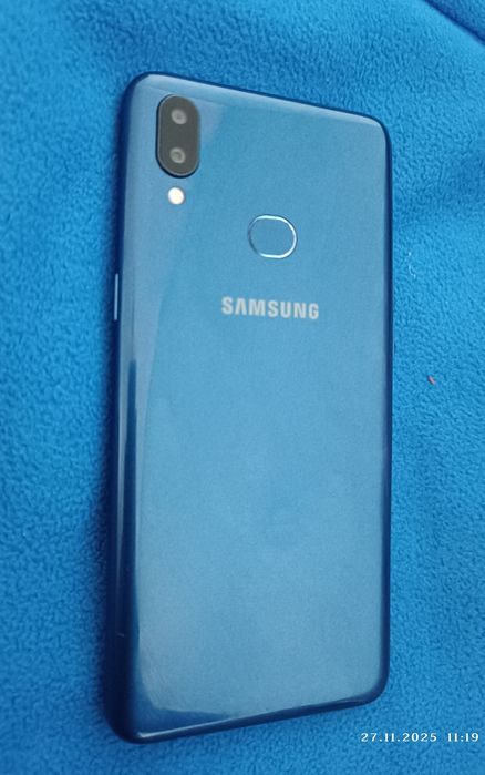 Смартфон Samsung A10s отличный