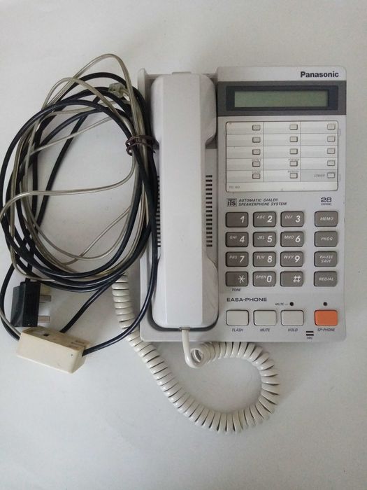 Стационарен телефон Panasonic KX - T2365-японски.