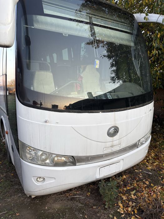 Autocar Yutong 37+1+1 2009 e5 motor cummins