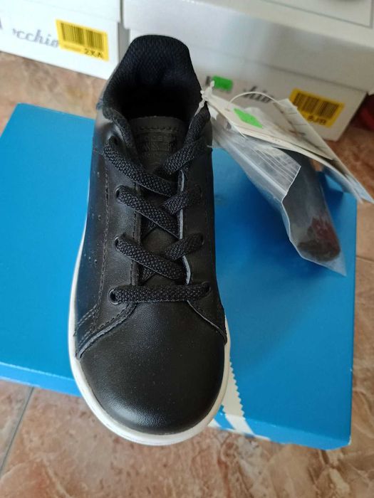 Оригинални детски обувки Adidas