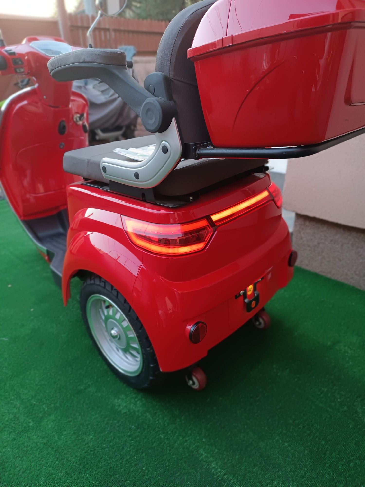 Scuter electric Dizabilitati dezabilitati handicap carucior căruț vârs