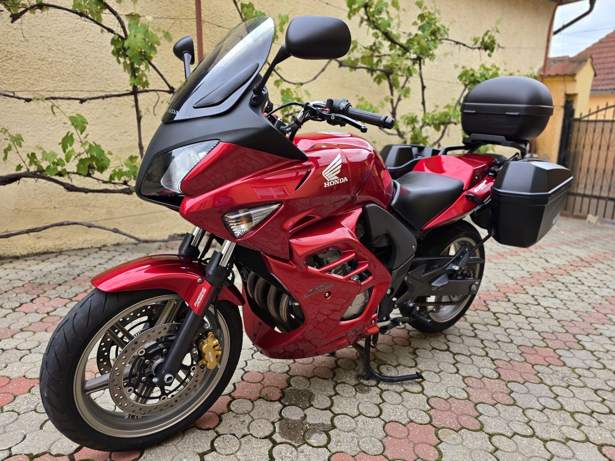 Honda CBF 600 SA Travel Edition ABS 2010 Akrapovic Import Germania