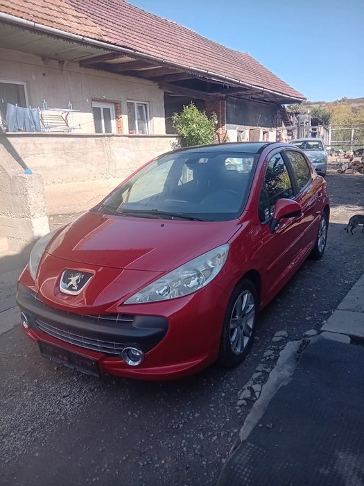 Vând peugeot 207