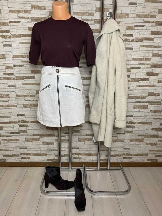 Fusta scurta cu fermoare metalice Zara