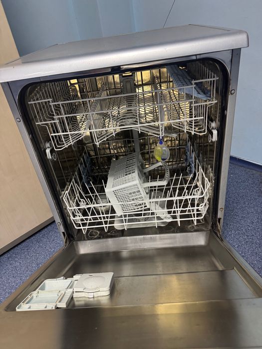 Съдомиялна Beko - напълно работеща