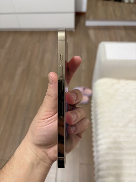 Iphone 13 pro, gold, 128G.