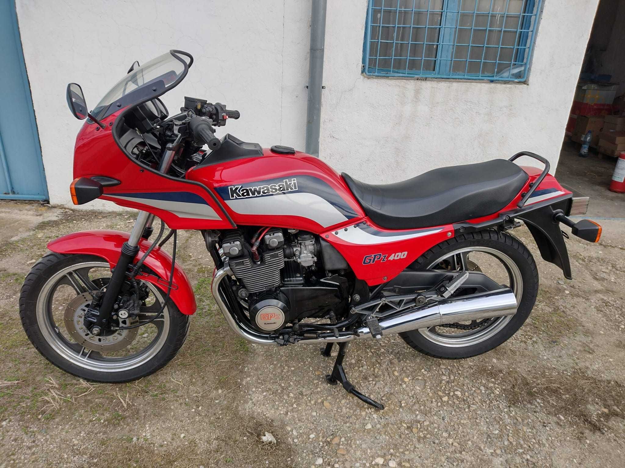 Motocicleta KAWASAKI GPZ 400 an 1993