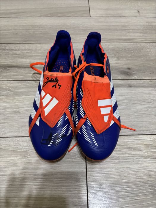 Ghete de fotbal adidas predator