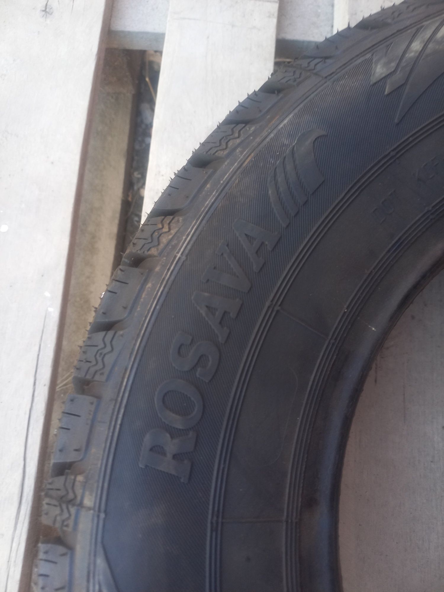 Продам зимние на 175/70 R 13 новый