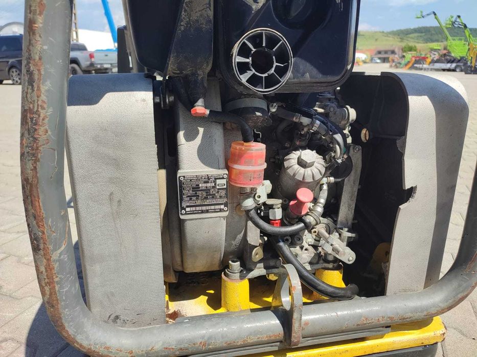 Placa vibranta reversibila Wacker Neuson DPU6555Heh Folosit, SH