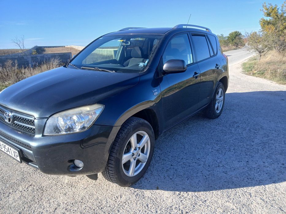 Toyota rav 4 2.2 136  d4d 2007g