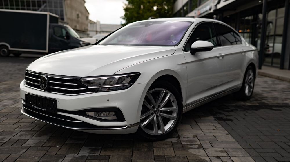 Volkswagen Passat Vw Passat Sedan 2.0 TSI 190CP Benzina Elegance Plus 2020