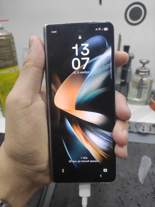 Samsung Z Fold 4 sotiladi